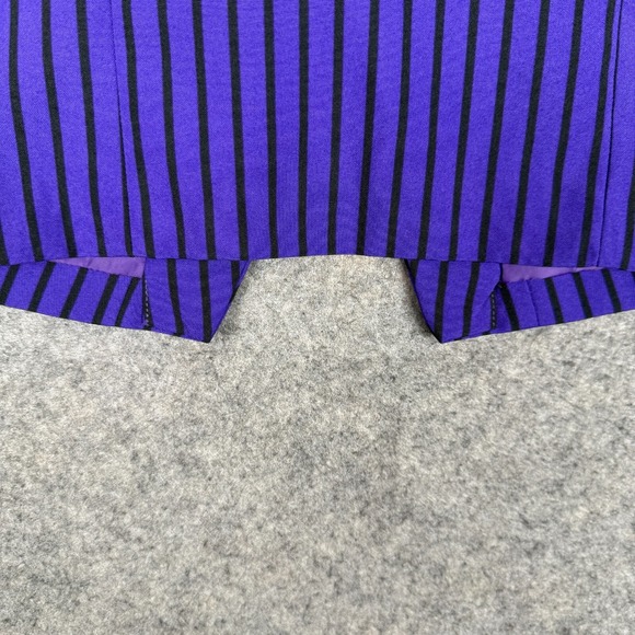 DC Comics Joker Jacket Womens Medium Blazer Costume Cosplay Purple Button Stripe - Picture 11 of 12